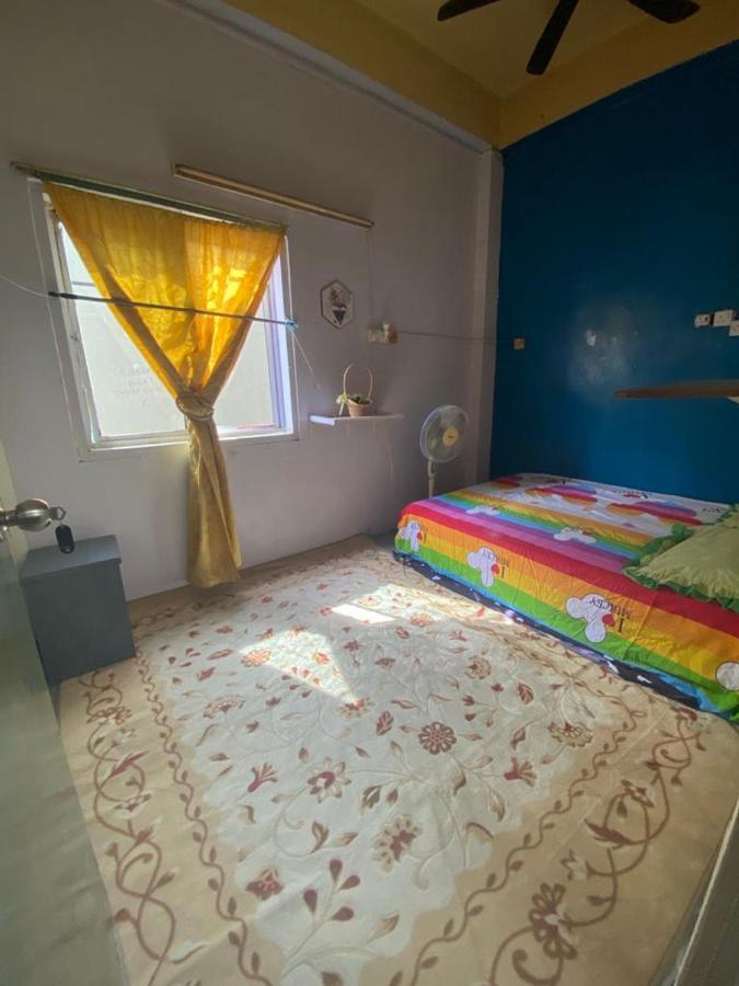 Pesona Backpackers Inn Kota Bharu Exterior photo
